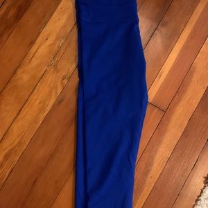 Fabletics Capri Leggings (NWOT)